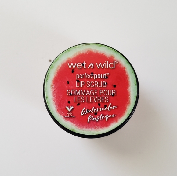 ⭐4/$15 Wet n Wild Pout Lip Scrub Watermelon - Picture 3 of 6